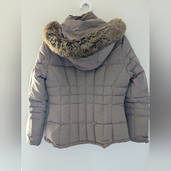 Calvin Klein Puffer Jacket Beige Taupe Fitted Faux Fur Hoodie Size S - Picture 3 of 8